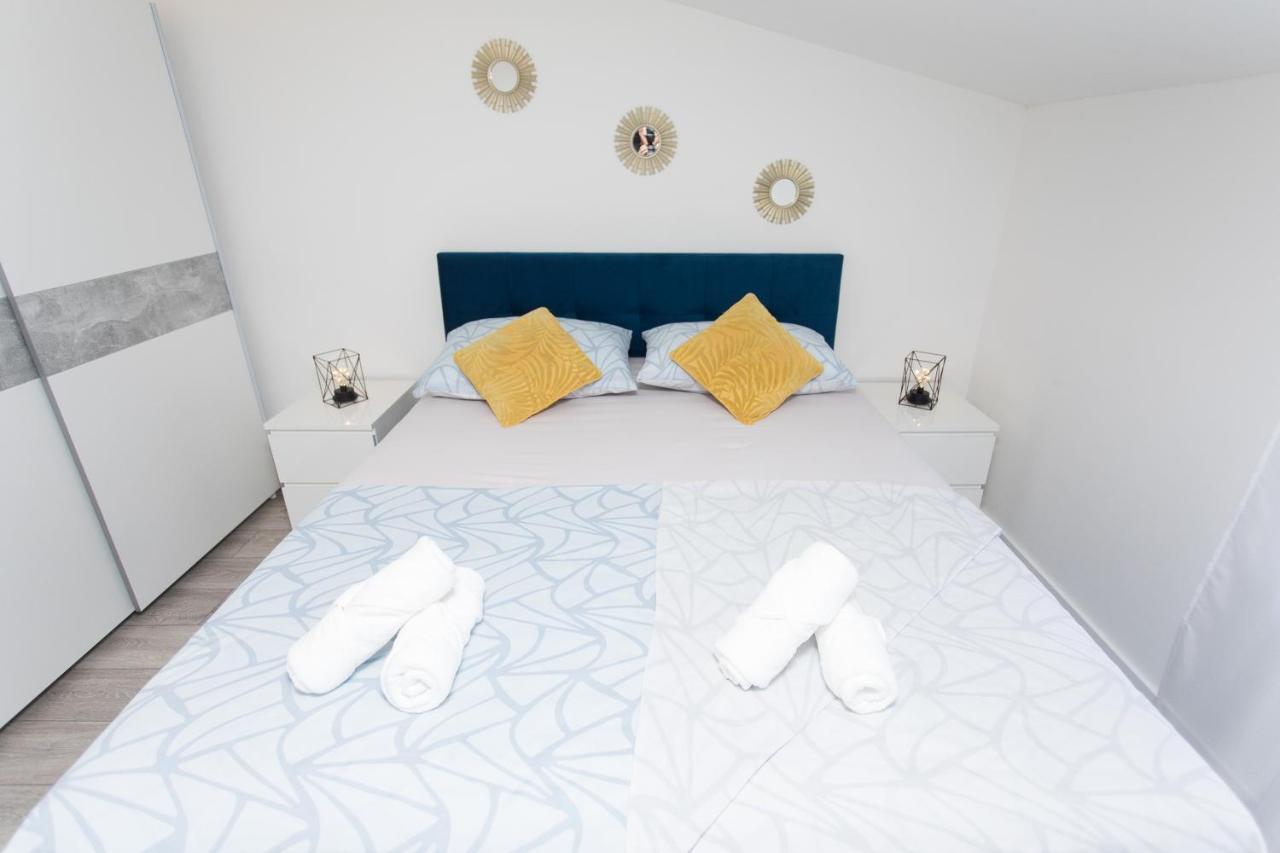 Apartment Gold Ποντστράνα Εξωτερικό φωτογραφία