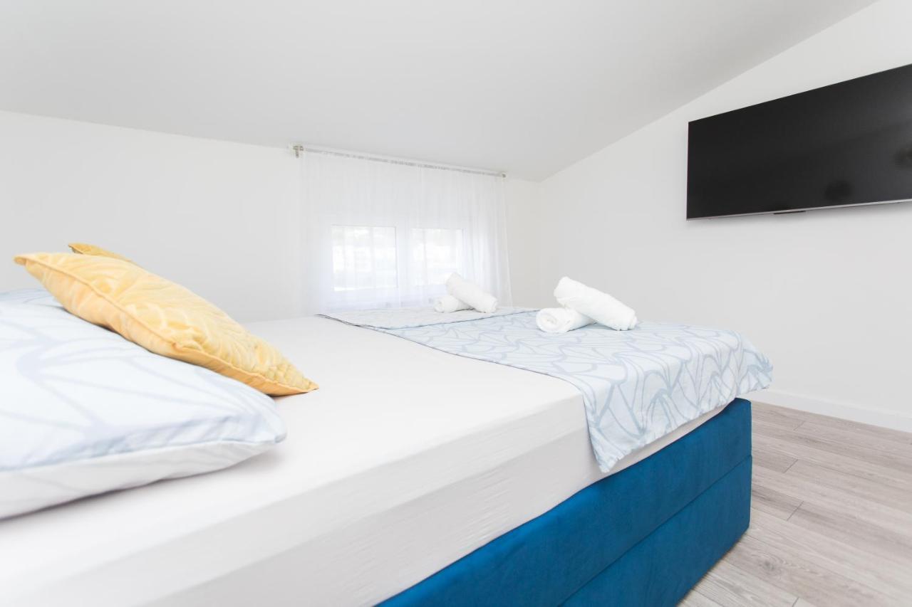 Apartment Gold Ποντστράνα Εξωτερικό φωτογραφία